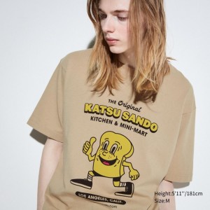 Beige Women Uniqlo L.A. Eats Ut (Oversized Short-sleeve Graphic) (Katsu Sando) T Shirts | USA YXBWN-1930