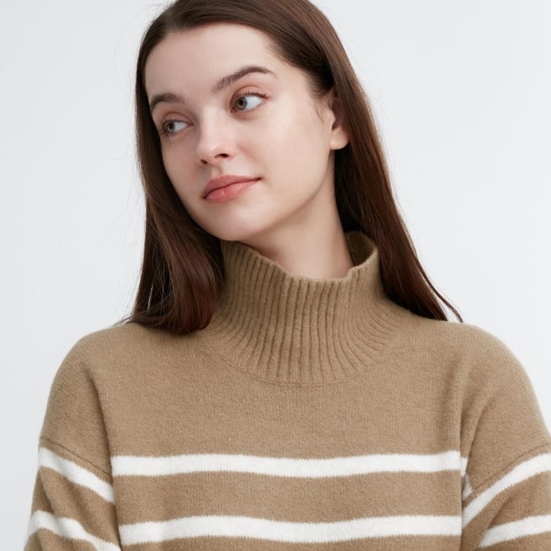 Beige Women Uniqlo Souffle Yarn Striped High Neck Long-sleeve Sweaters | USA NZVBF-5683