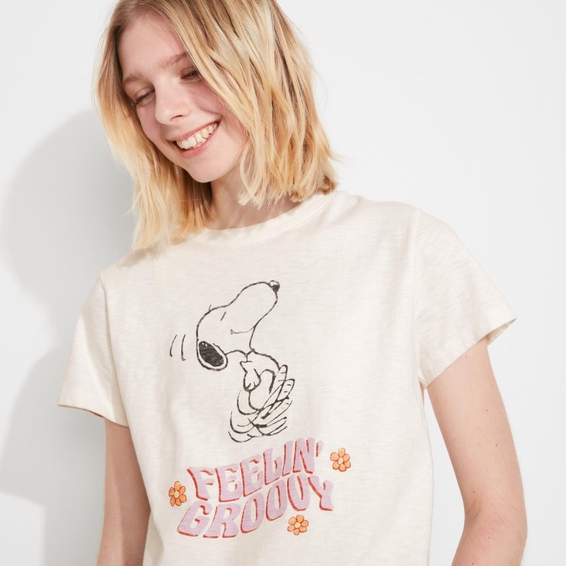 White Women Uniqlo Love Sunshine & Peanuts Ut (Short-sleeve Graphic) T Shirts | USA EUYTX-1308